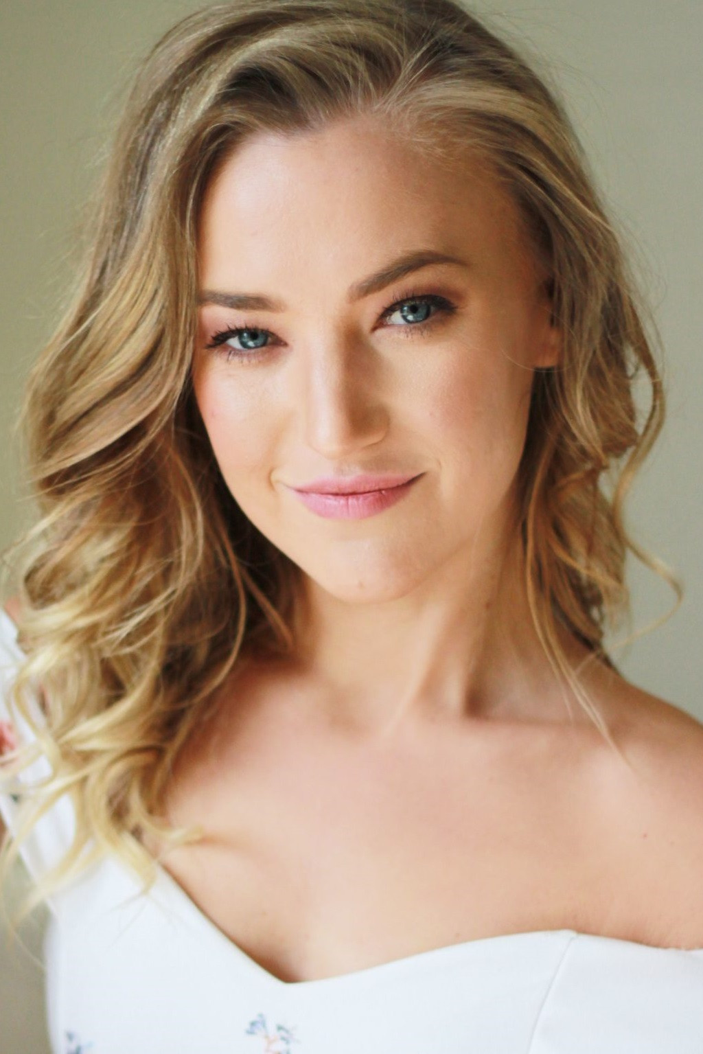 Candice Weber as Anna-Marie in Son