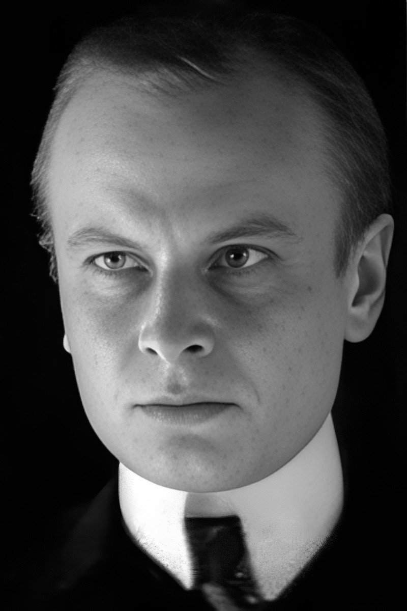Александр Романцов as Бухарин in Bukharin: Enemy of the People