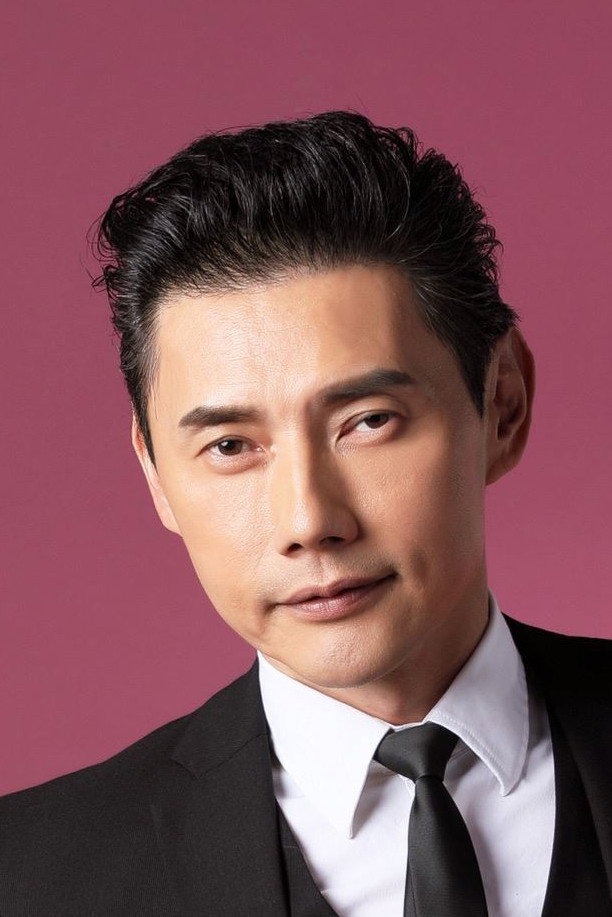 包偉銘 as TONY哥 in ToGetHer