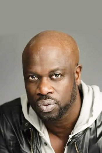 Garfield Wilson as David in Ivy + Bean: Doomed to Dance