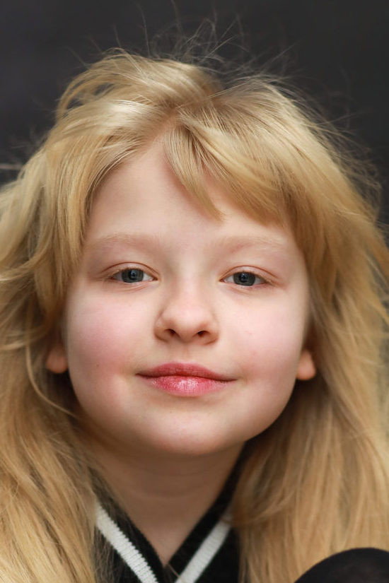 Ева Смирнова as Диана Васильева in Daddy's Daughters. New