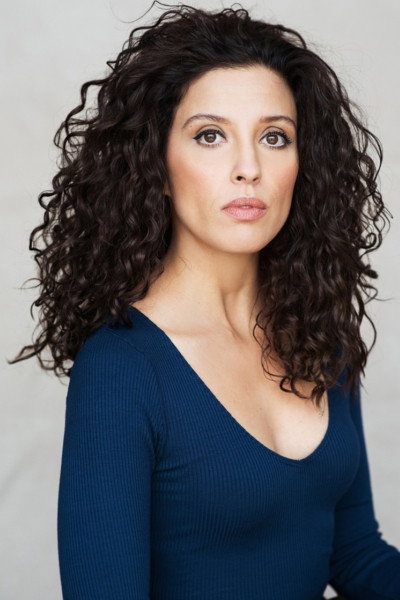Leïla Thibeault-Louchem as Nicole in Qui a poussé Mélodie?
