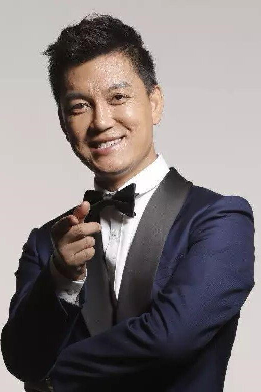 Li Rui as Jiang Jiandong in Passage of My Youth