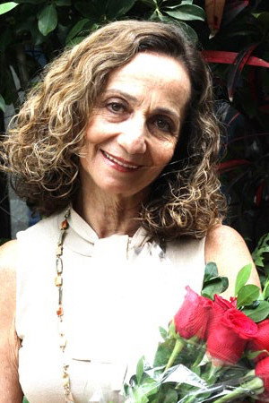Ana Cecilia Natteri as Presidenta in El acuarelista