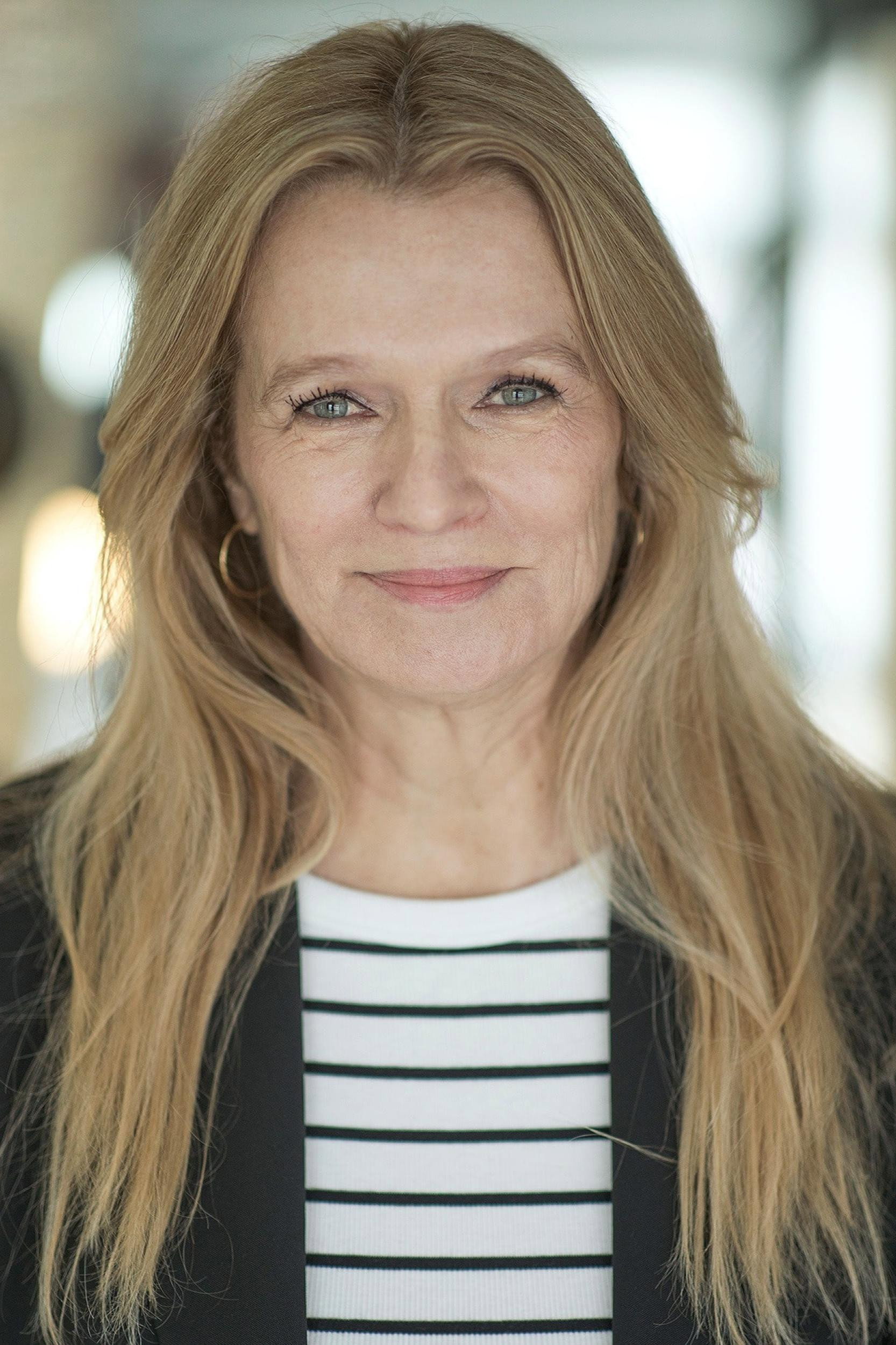 Anette Martinsen as Becky in A Winter Barbecue