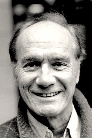 Per Christensen as Fenrik Sigurd Bakke in Slalåm under himmelen