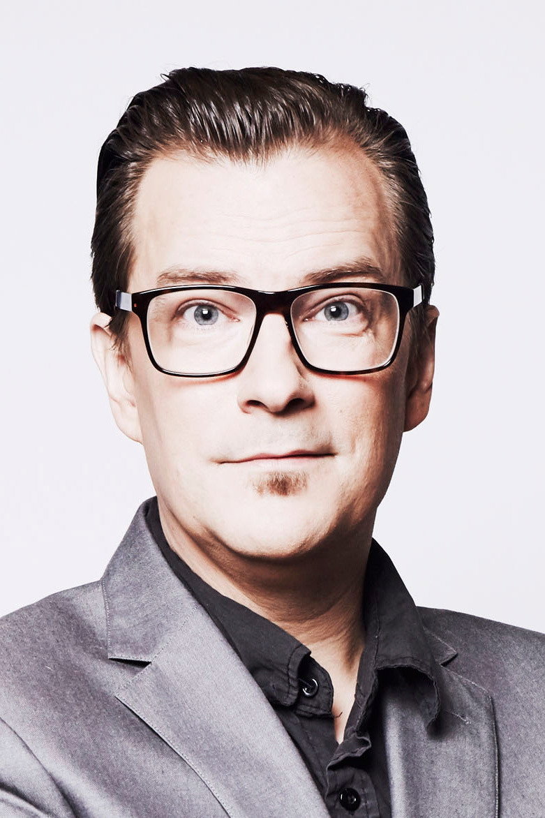 André Wickström as Jörgen in Four More Years
