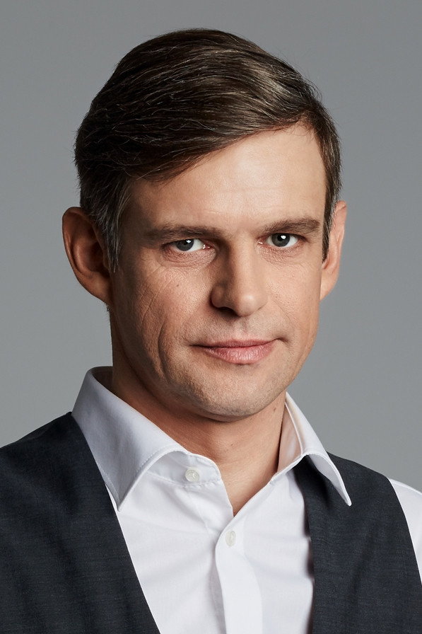 Zayzon Zsolt as Wilheim Imre in Erasing Frank