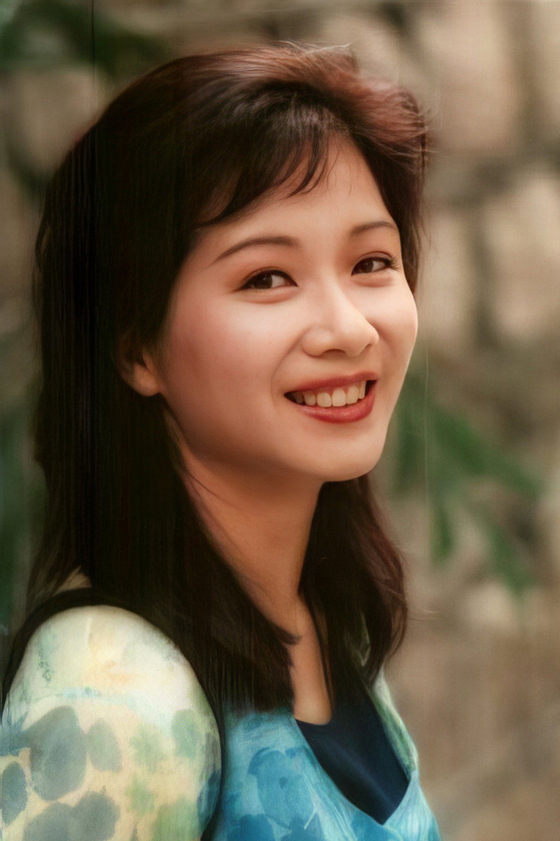 黄曼凝 as 田茵 in The Hawk