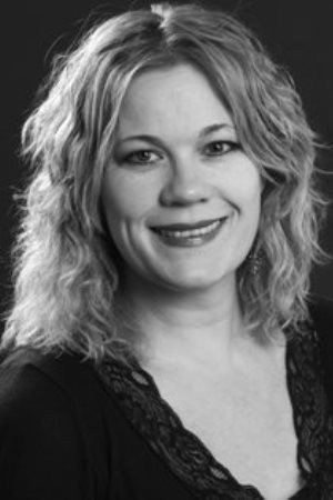 Marika Enstad as Marianne in It's Hard to Be Iben