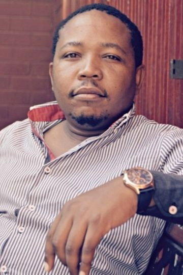 Presley Chweneyagae as Egg in Africa United