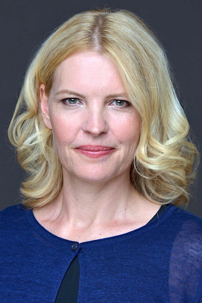 Lesley Pahl as Dorothy in Infinite Light