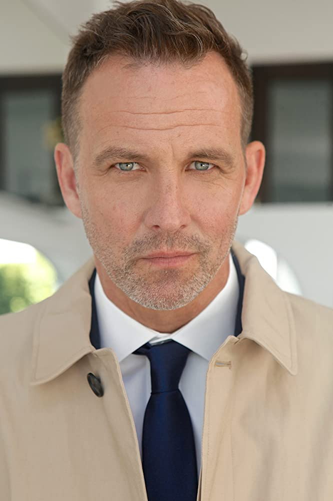 Robert Leeshock as Buddy in 3 Weeks to Daytona