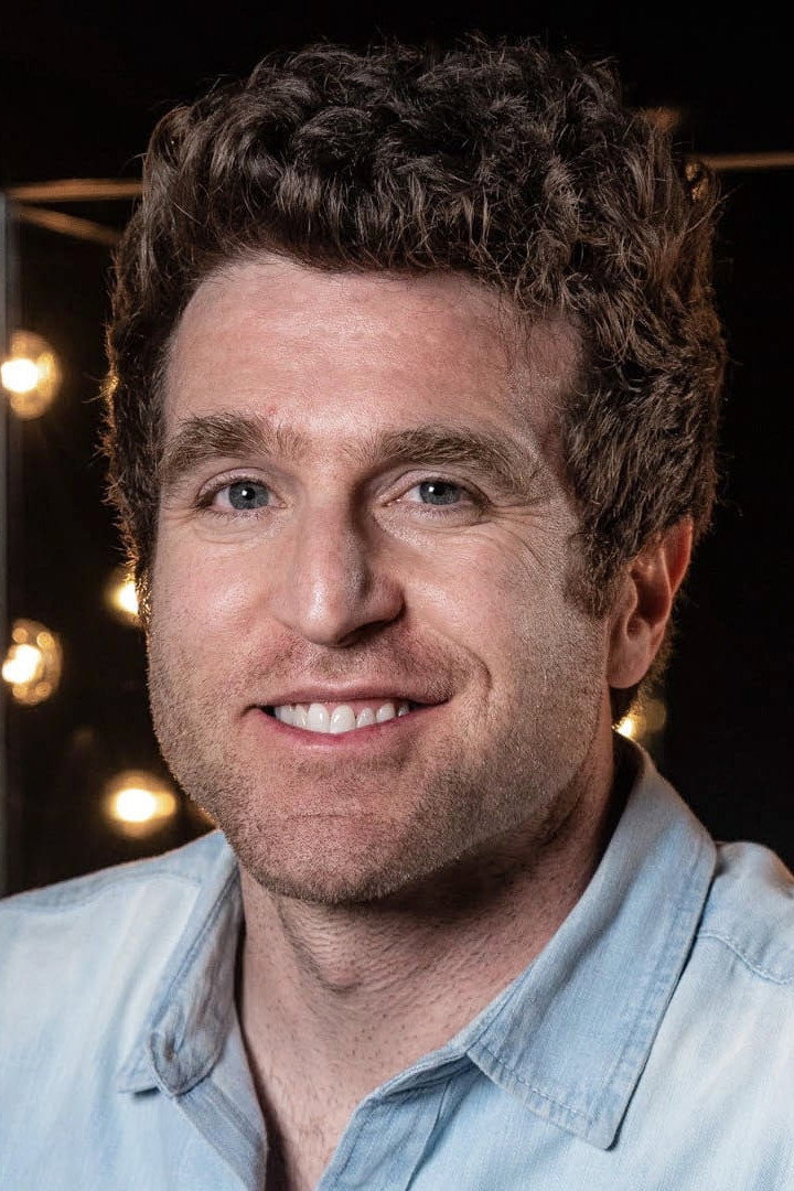 Mo Mandel as Dan Mackey in Free Agents