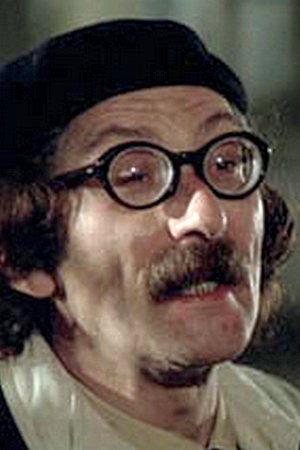 Gino Pagnani as Sir Cedric McDragon (voice) in Grisù