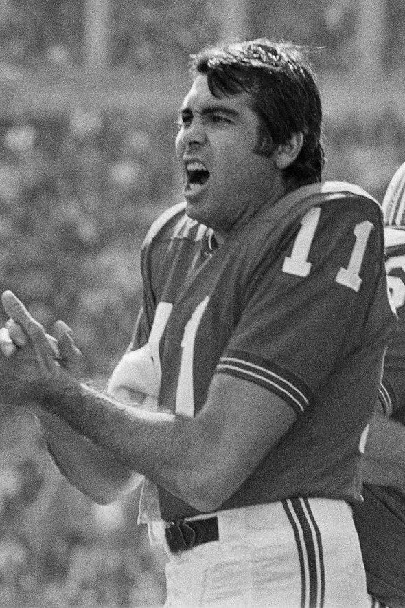 Joe Kapp as Deputy Hubbell in Nakia