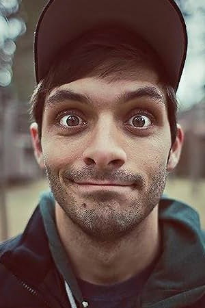 Ben Bayouth as Puppeteer in Grylu Sker