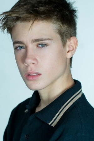 Andrea Pittorino as Valerio in La vita possibile