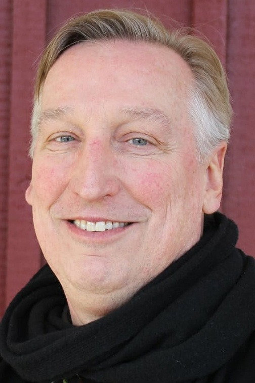 Michael Seibert as Self - Choreographer in Skating with Celebrities