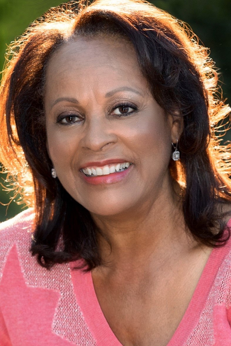 Sheila Wills as Angie Cartwright in B. J. and the Bear
