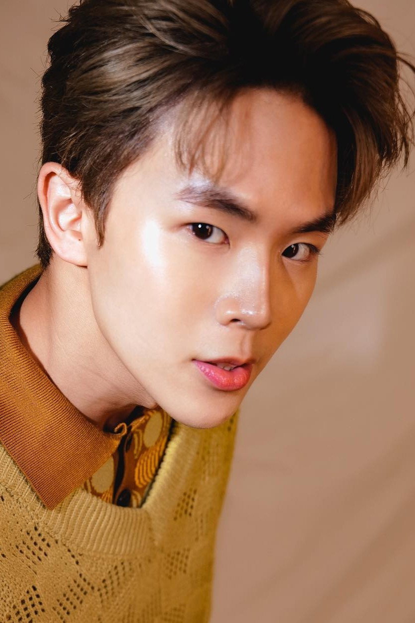 กรณรัสย์ องค์สรานนท์ as Wang Chao in YYY
