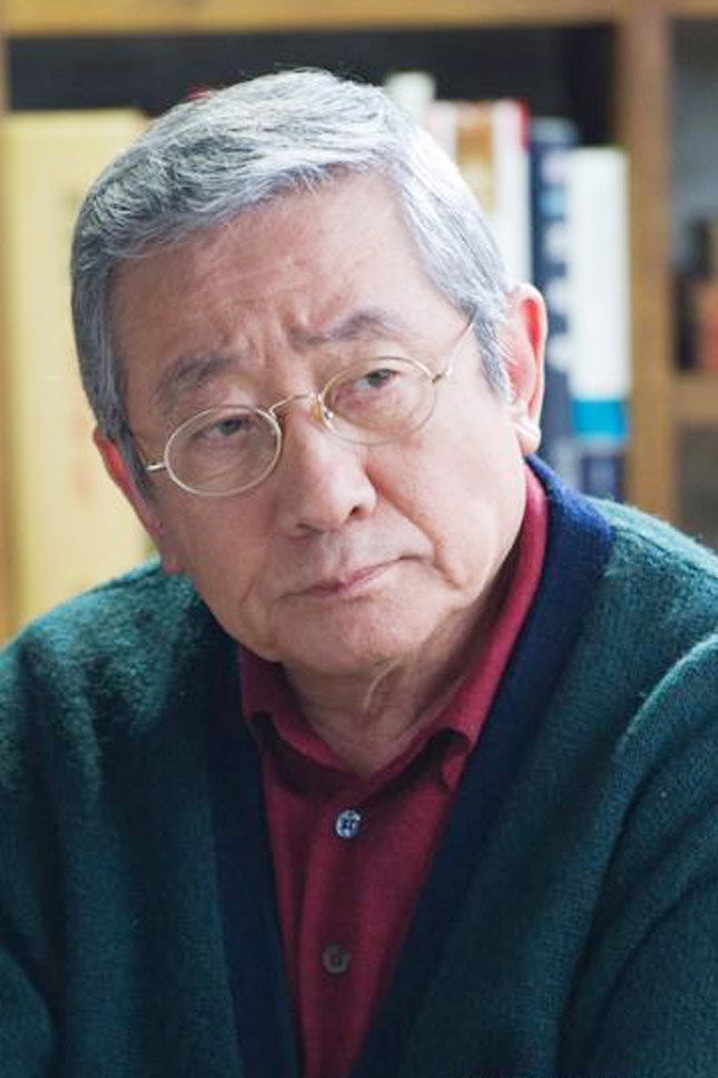 송재호 as President Park Chung-hee in The President's Last Bang