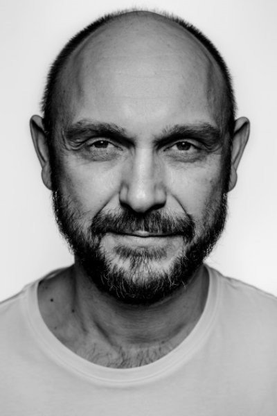 Norbert Rakowski as Karl Miler in Miasto skarbów