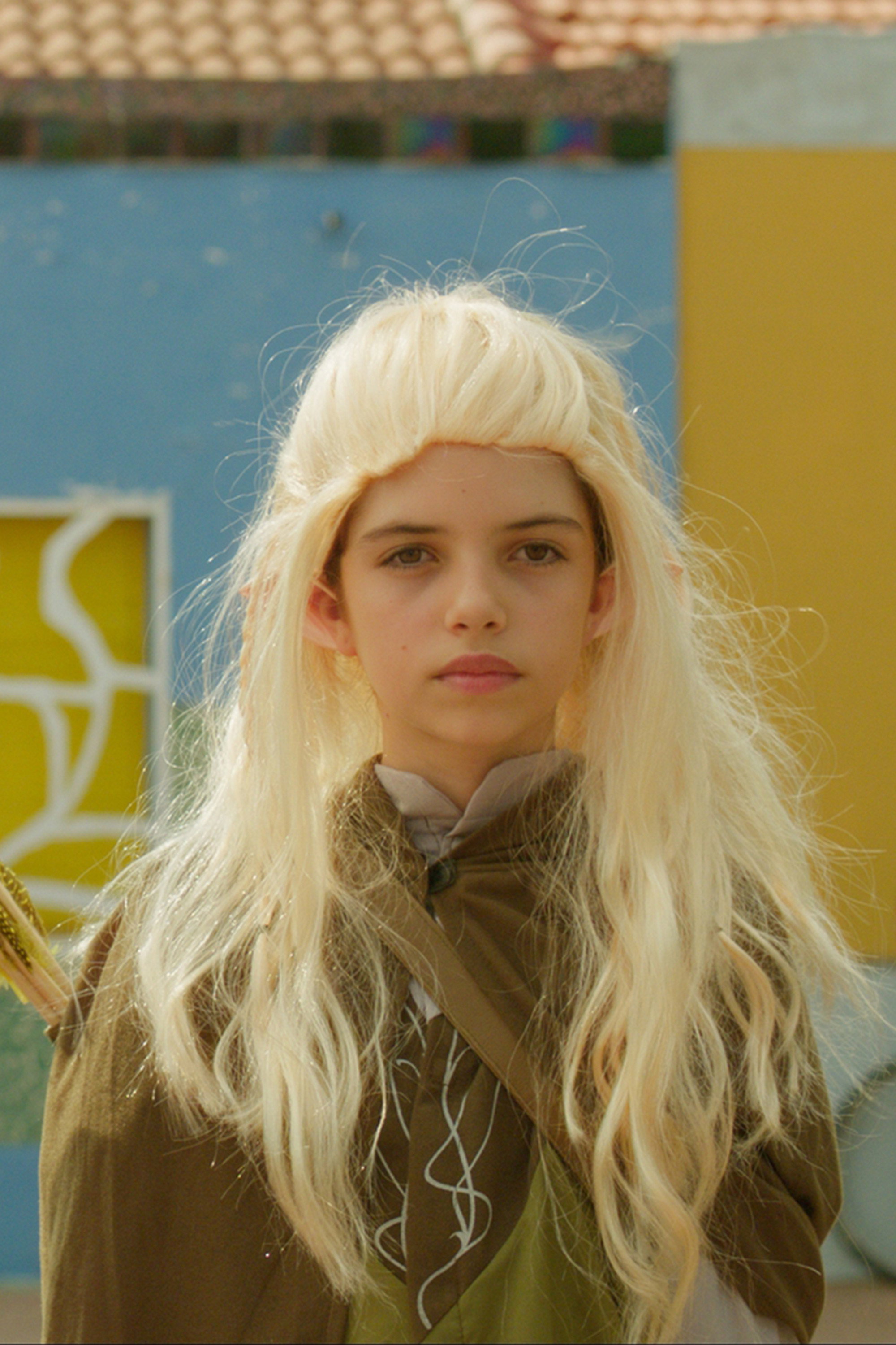 Nerea Vivas as Alba in Trigues Tistres
