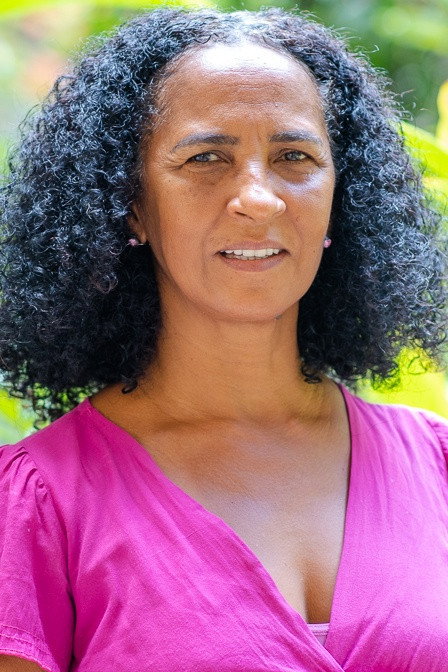 Luciana Souza as Luiza Francisca in 1798 - Revolta dos Búzios
