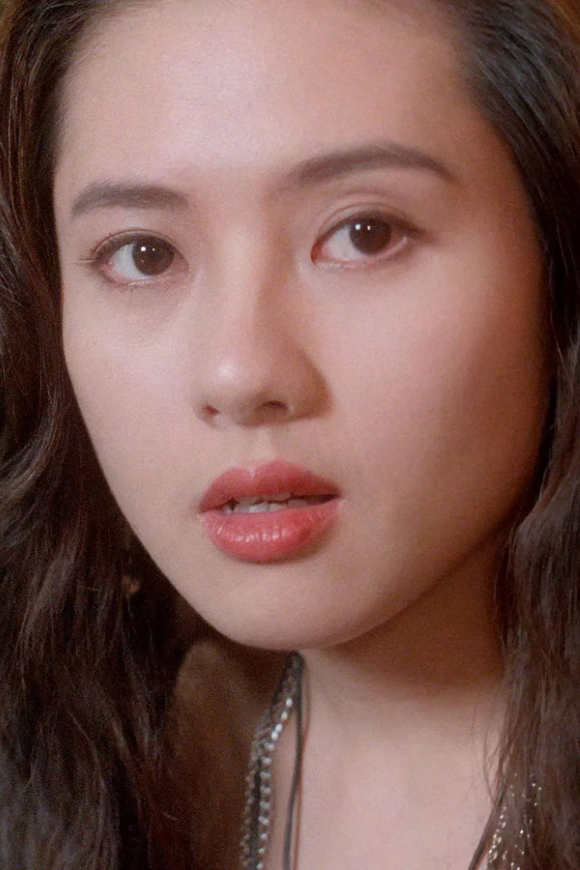 李麗珍 as Wai Shan in Coffin Homes