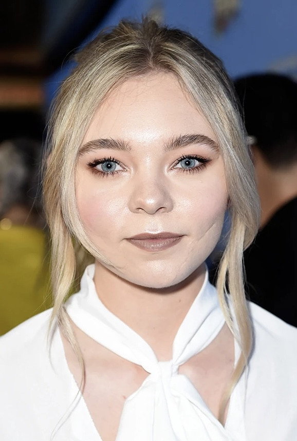 Taylor Hickson as Raelle Collar in Motherland: Fort Salem