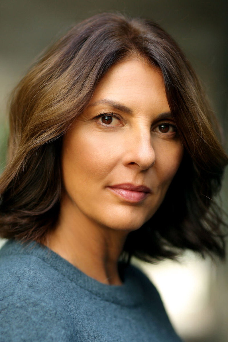 Gina Bellman as Sophie Devereaux in Leverage