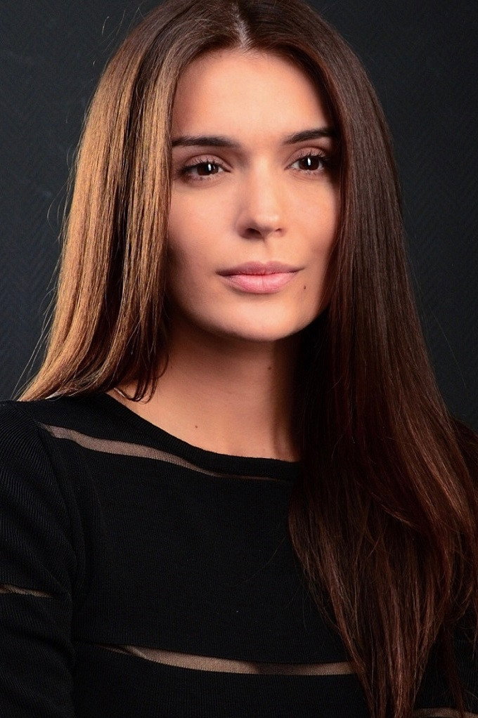 Anna Mironova as Марина (секретарь) in Mylodrama