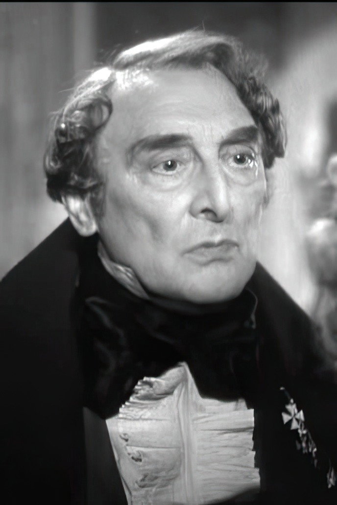 Lucien Rozenberg as Samuel in Josette