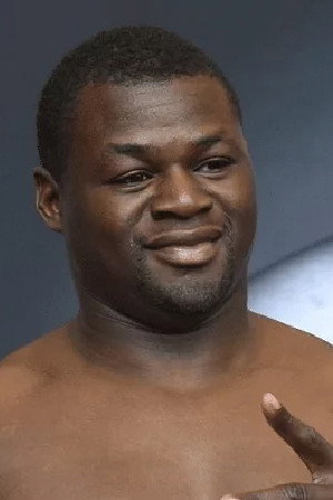 Curtis Harper as Self in Janibek Alimkhanuly vs. Vincenzo Gualtieri
