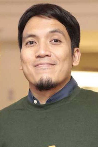 Deddy Mahendra Desta as Komandan Gito in Water & Fire