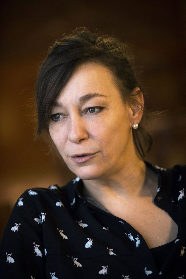 Fullajtár Andrea as Irina (voice) in The District