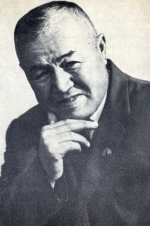Rakhim Pirmukhamedov as кривой эмир in Poem of Two Hearts