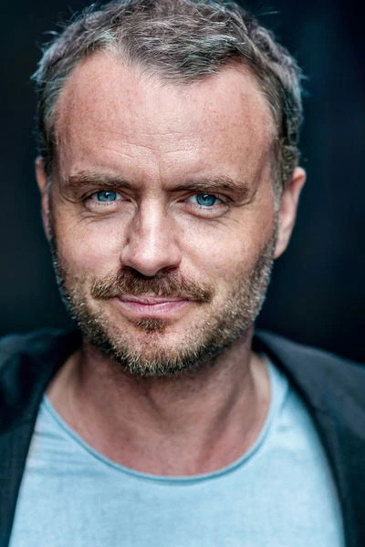 André Röhner as Peter Roth in Hameln