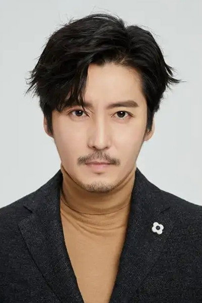 王龙正 as Wu Dayi in Octopus with Broken Arms