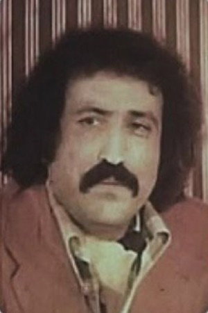 Manouchehr Akhzarpoor as Jim Laal in Mashti Mamdali's Vehicle