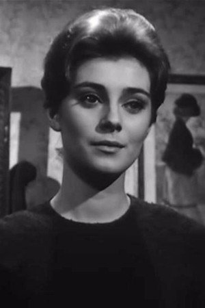 Eleonora Bianchi as Dorothy in Te lo leggo negli occhi