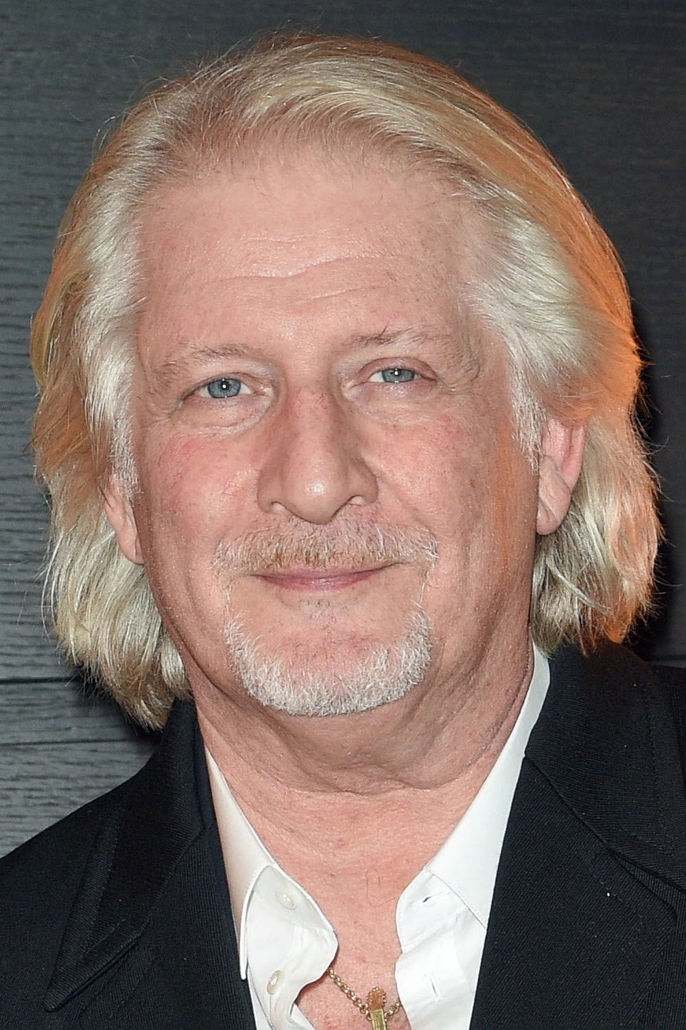 Patrick Sébastien as Georges in Quatre garçons pleins d'avenir
