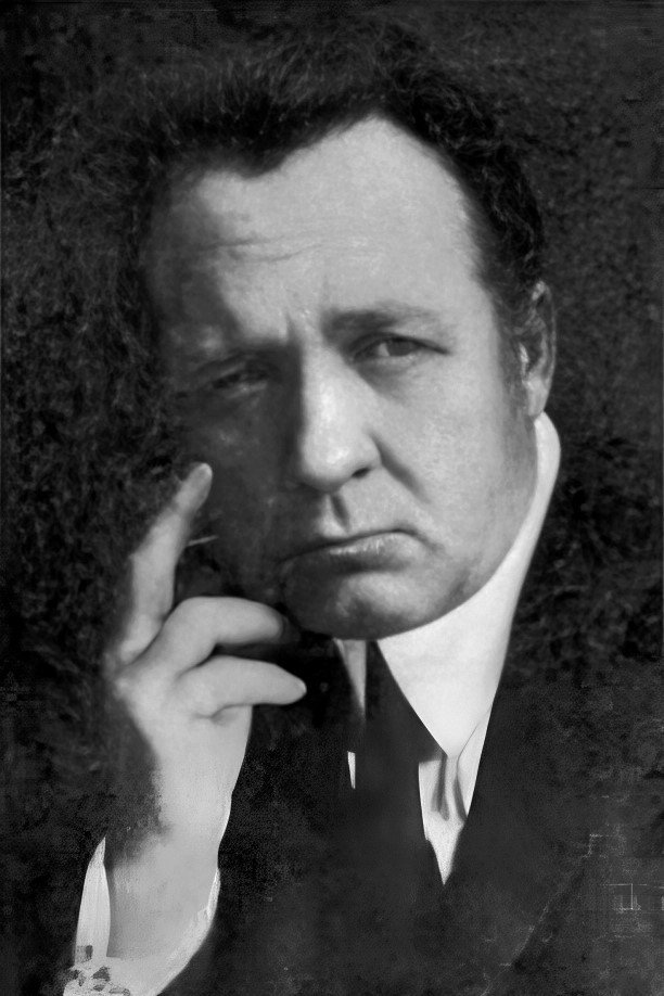 Alfred Hollingsworth as Pa Burbridge in Leave It to Susan