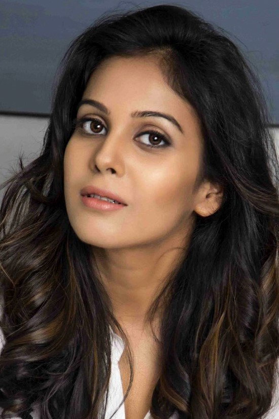 Chandhini Tamilarasan as Daksha in Amigo