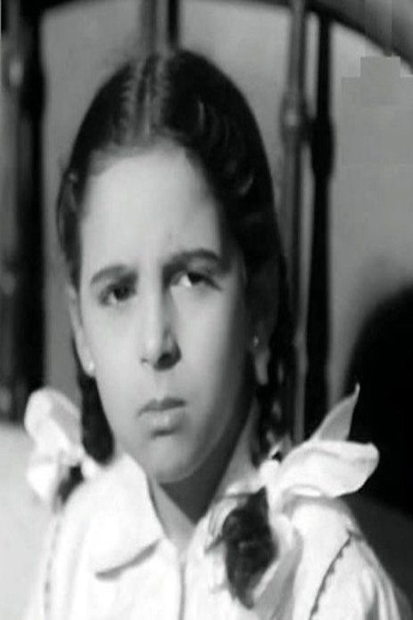 Nadia ElShennawy as الطفلة سهام منير in الحب المكروه