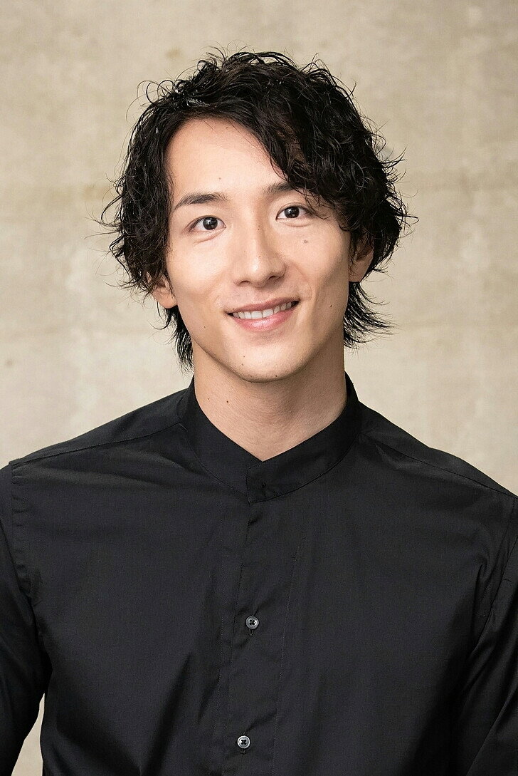 大貫勇輔 as Asahi Yamate in Shikyu Renai
