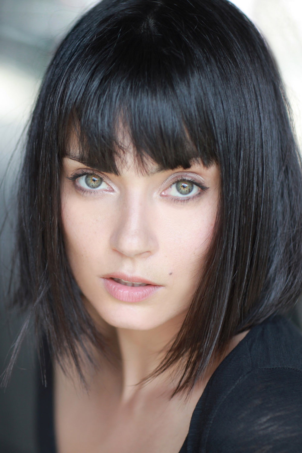 Wendy Glenn as Sadie in 11-11-11