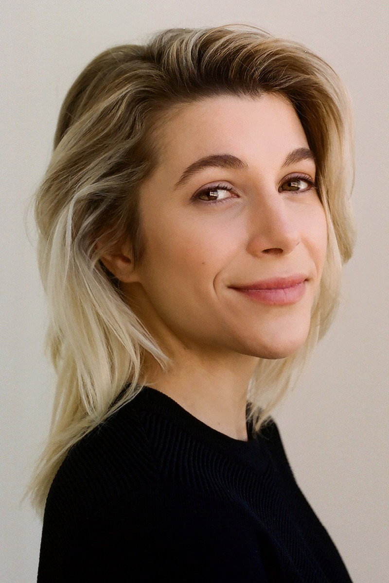 Virginie Ranger-Beauregard as Lydia Desrochers in Entre deux draps