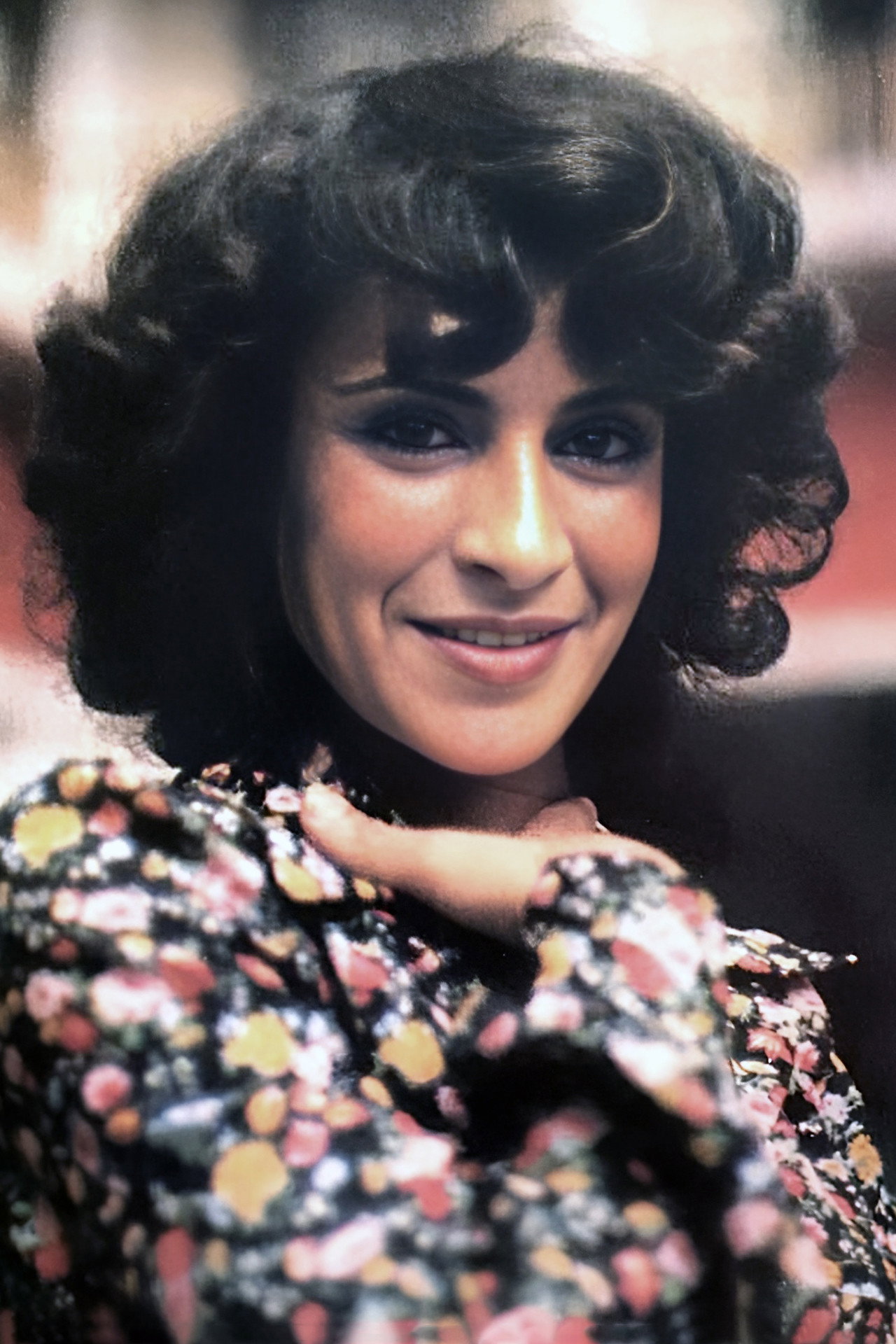 Fettouma Ousliha-Bouamari as Helima in The Citadel